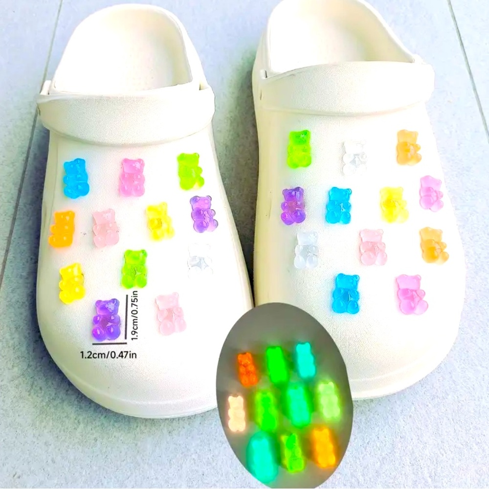 Gummy Bear shoe charms glow in the dark NWT